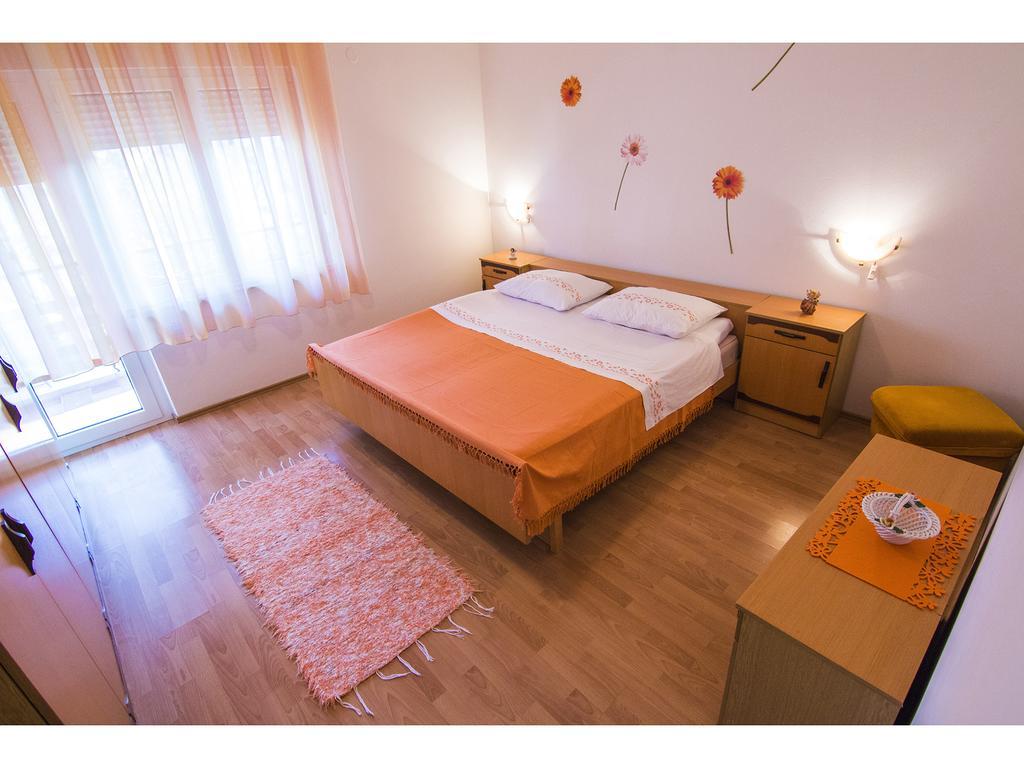 Apartment Miranda Slatine Zimmer foto